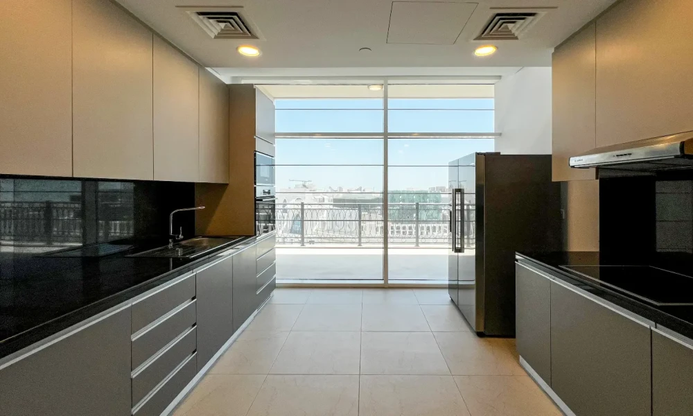 1 MONTH FREE | 3 BHK WITH MAID ROOM | SF | BALCONY - Image 6