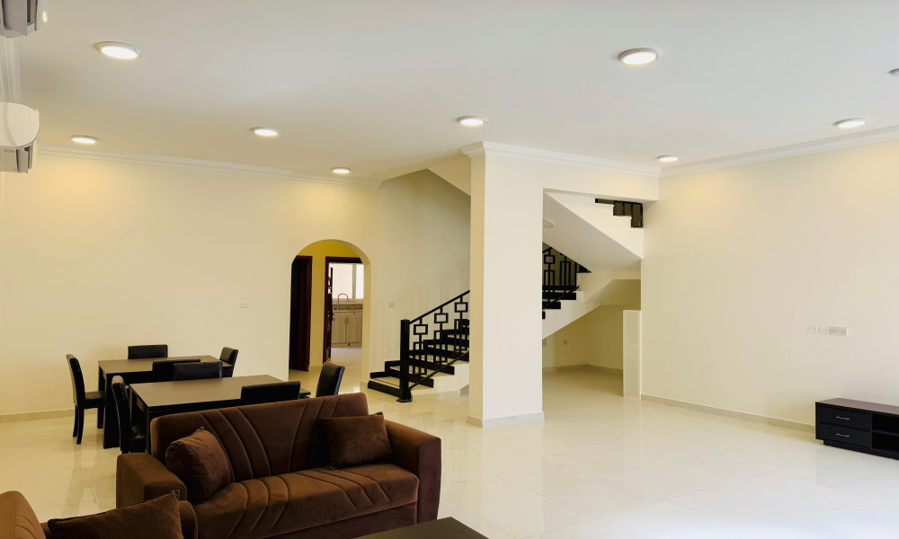 7 Bed compound Villa at Markhiya - Image 5