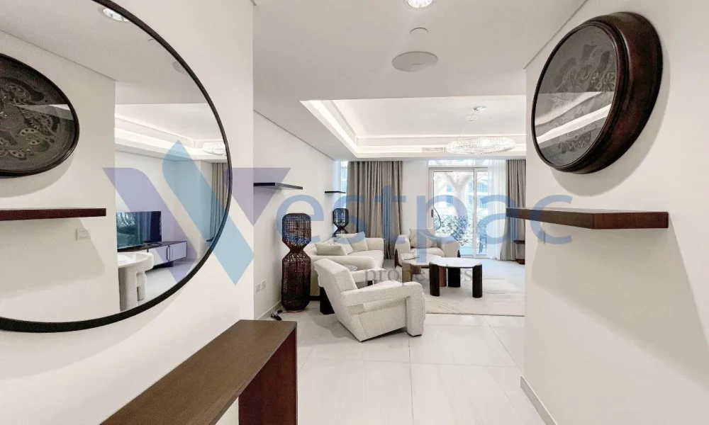 BRIGHT 1 BHK APARTMENT FOR RENT | FF | BALCONY small 1