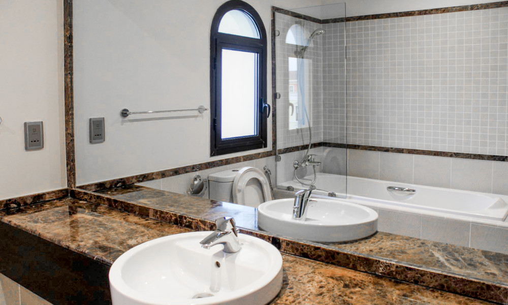 CANAL VIEW 5BHK DUPLEX FOR SALE | UF | NEGOTIABLE small 3