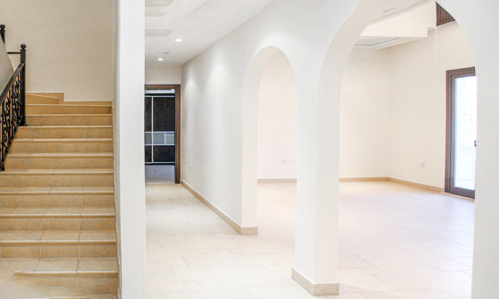 CANAL VIEW 5BHK DUPLEX FOR SALE | UF | NEGOTIABLE - Image 5