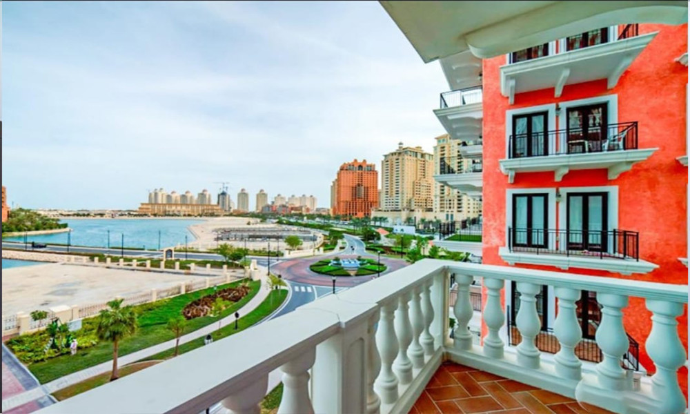 Luxurious 3 BHK with Balcony in Qanat Quartier