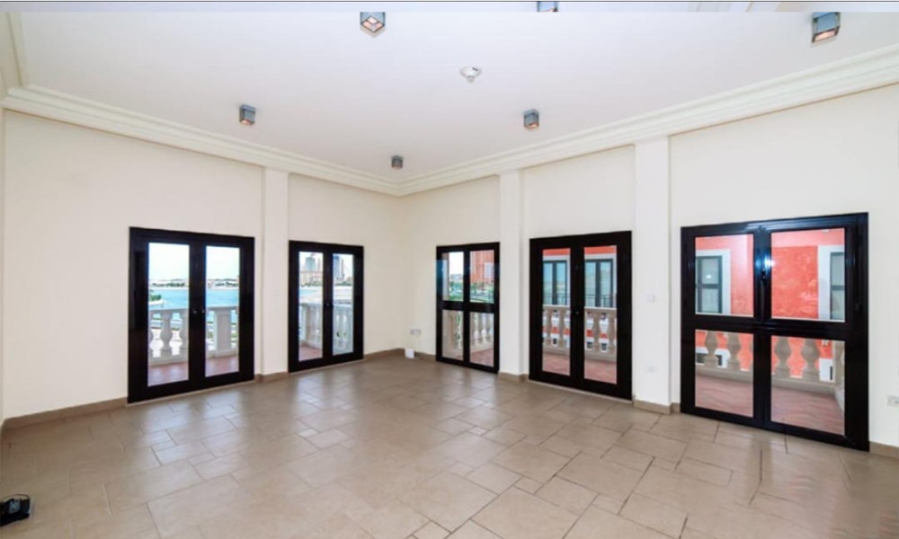 Luxurious 3 BHK with Balcony in Qanat Quartier small 1