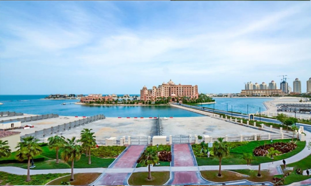 Luxurious 3 BHK with Balcony in Qanat Quartier - Image 6