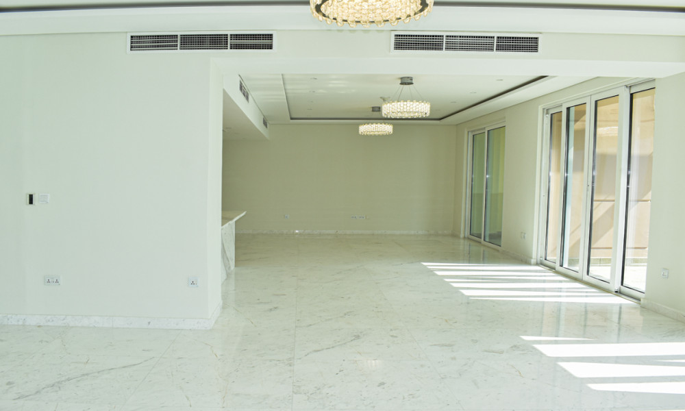 Luxurious Penthouse 4 BHK with - Image 5