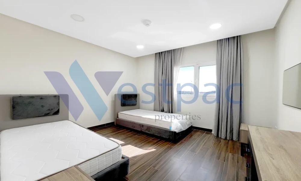 MODERN 2 BHK APARTMENT FOR RENT | FF | BALCONY - Image 4