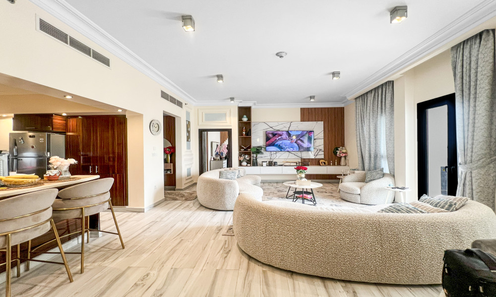 MODERN 2 BHK | FF | SEA VIEW | BALCONY