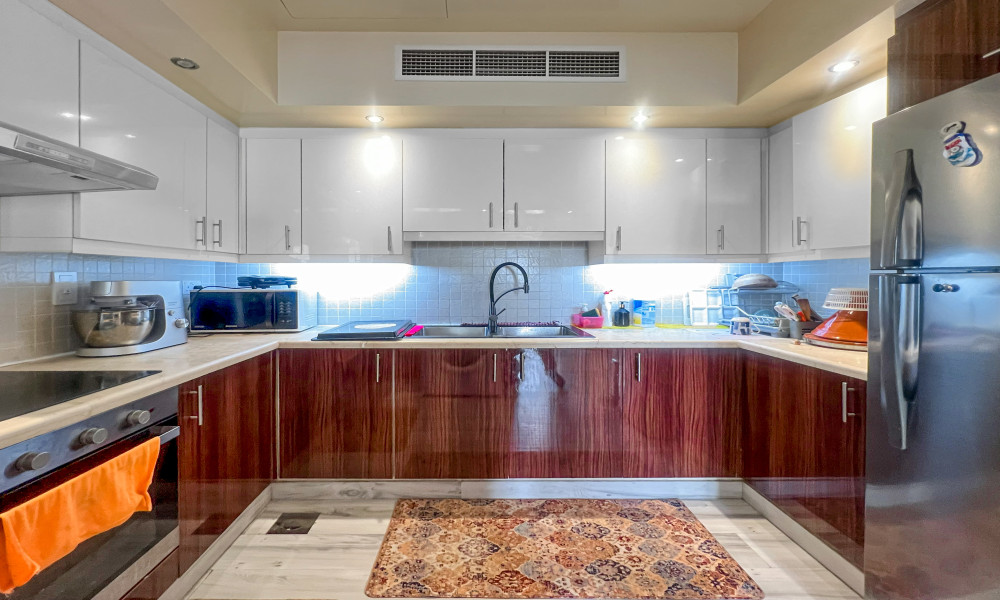 MODERN 2 BHK | FF | SEA VIEW | BALCONY - Image 5