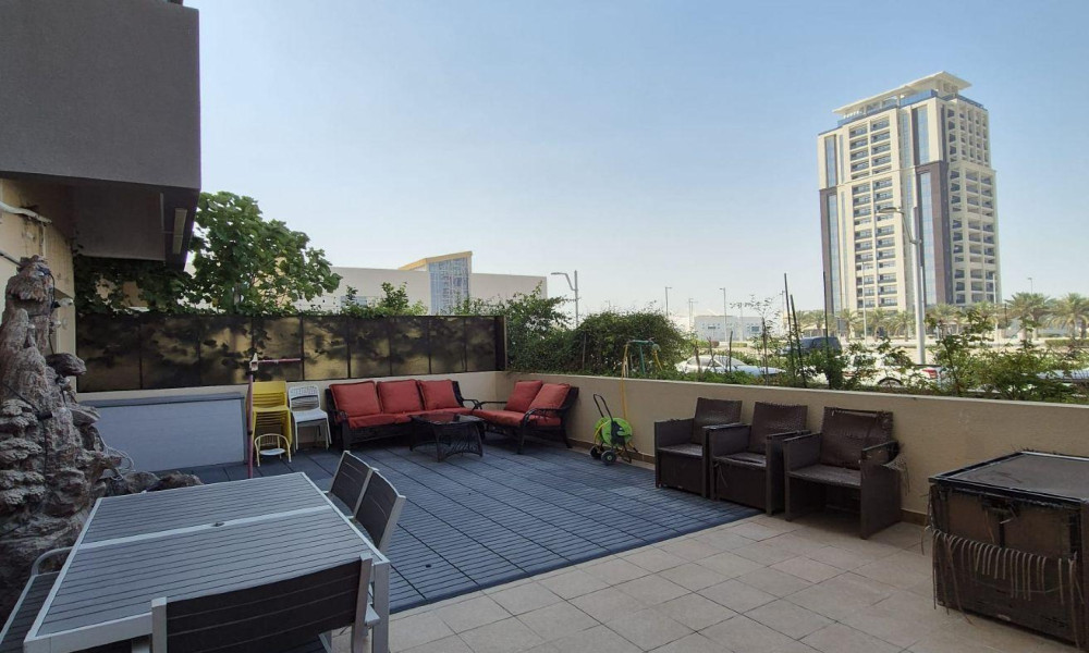 Spacious 2 BHK Apartment with Terrace in Lusail - Image 7