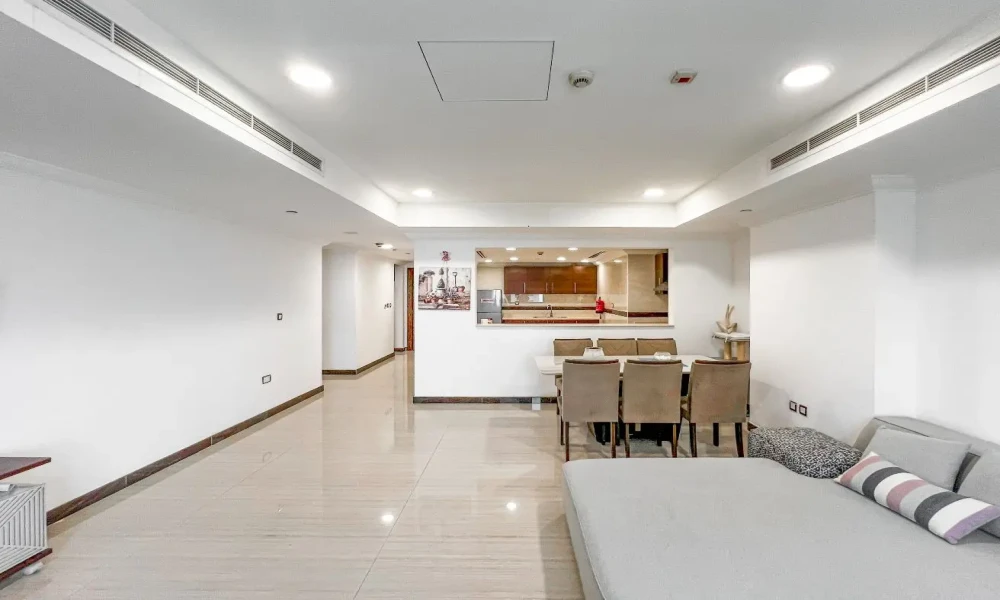 SPACIOUS 2BHK APARTMENT FOR RENT | FF| TWO BALCONY small 2