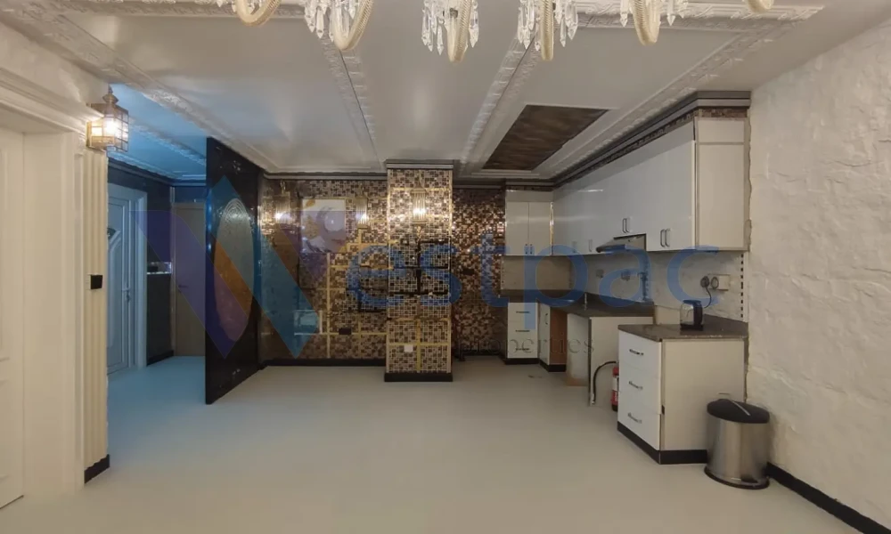 SPACIOUS 2BHK | SF | BALCONY | PRIME LOCATION small 1