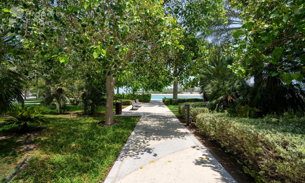 Spacious 2BHK with balcony in Lusail - Image 7