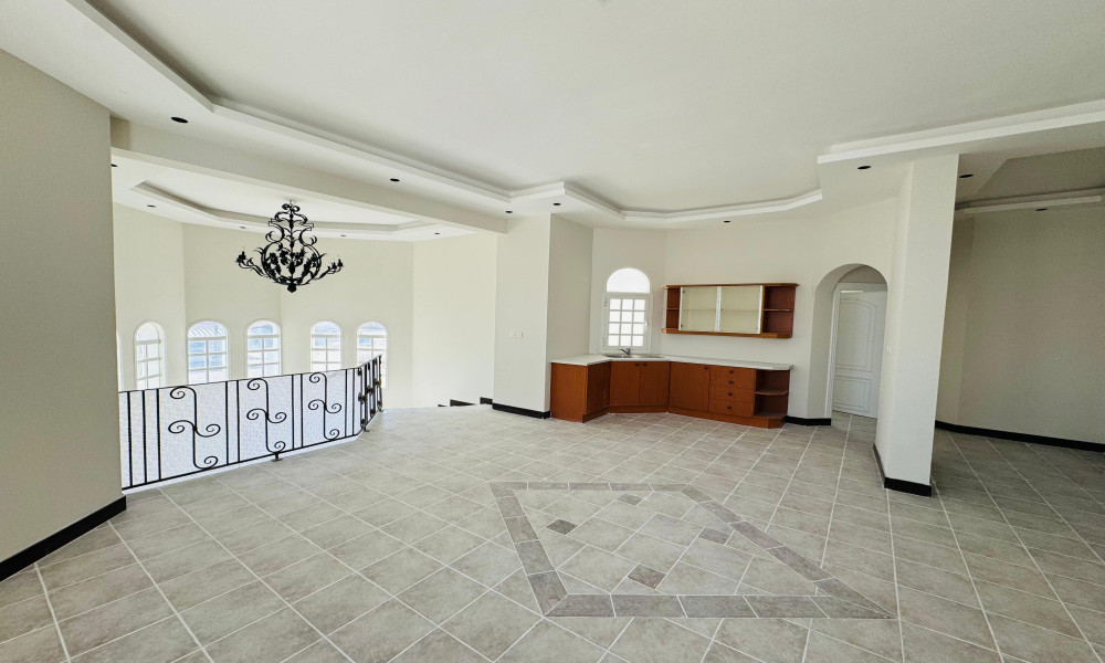 Stand-alone villa available at Thumama - Image 4